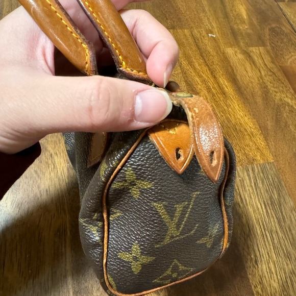 Louis Vuitton Mini Speedy - Picture 13 of 13